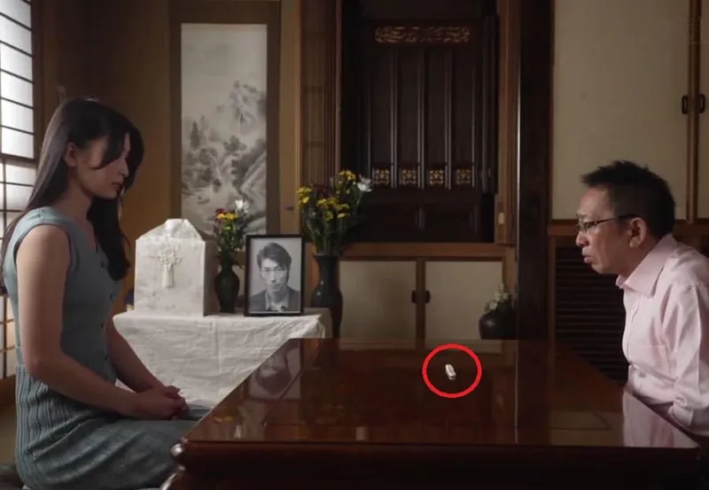 Một ngày sau tang lễ gã chồng, người yêu của con trai đã bị bố ông xã ép đụ không bao đến mang thai